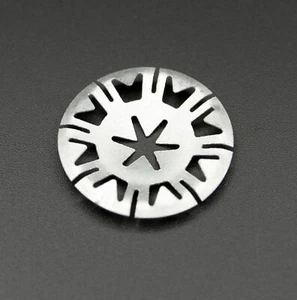 ⭐ 10x Klemmscheibe Halterung Abdeckung Hitzeschutz Blech Unterboden N90796501 ⭐ - Bild 1 von 1