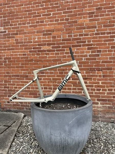BMC Alpenchallenge Frame Medium Size E-bike - Picture 1 of 6