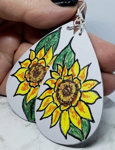 Handbemalte Ohrringe Sonnenblume auf grau Echtleder Tropfen - Bild 1 von 6