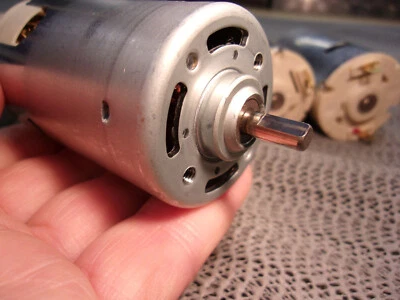 DC Motor / DC Generator 24-230V, kein Wechselstrom, mit oder ohne Ritzel wählbar - Bild 1 von 4