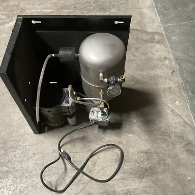 Carbonator Little Mac McCann’s MTJ Modelo 43-6002 Serie E Foto 1 de 2