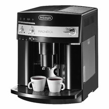 DeLonghi Magnifica ESAM 3000 Schwarz 8 Tassen Kaffeevollautomat