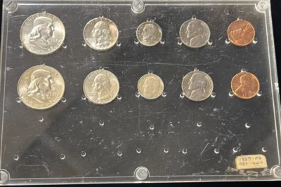 1957 P & D Uncirculated Coin Set - In Plastic Case - Image 1 of 4