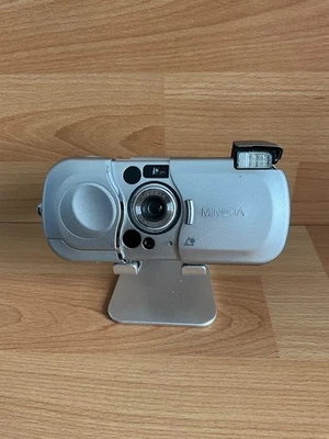 Vintage MINOLTA Vectis 3000 - Retro APS Film Camera (22-66mm Zoom Lens) - Boxed - Image 1 of 4