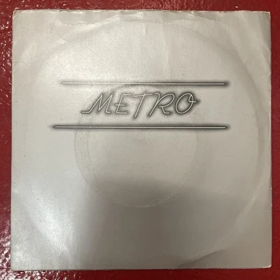 METRO GIRLS IN LOVE  7" VINYL Single VG+ - Image 1 of 2