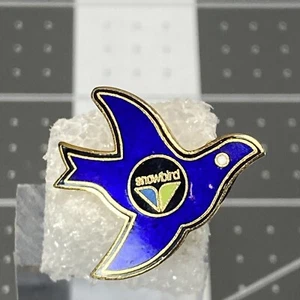 Pin Vintage Ski Blue Snowbird California Enamel Lapel Collectible Pin 1 Inch  - Picture 1 of 5