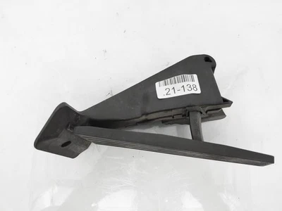 Pedal acelerador de gasolina transmisión automática base BMW 320I 2017 Foto 1 de 4