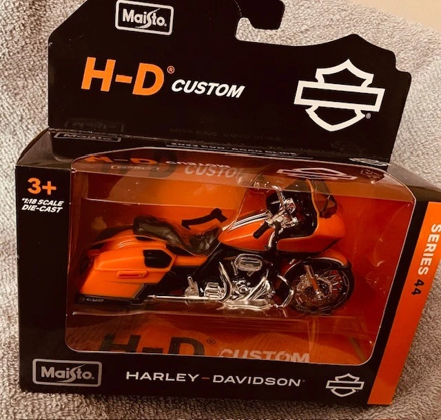 Maisto Harley Davidson 2022 CVO ROAD GLIDE Serie 44 1:18 Raro-Naranja Foto 1 de 3