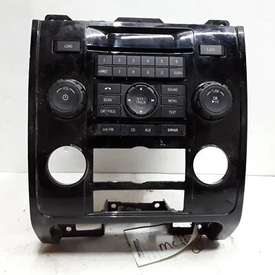 10 2010 Ford Escape Mercury Mariner AM FM XM CD radio receiver 9L8T-19C157-CC - Image 1 of 3