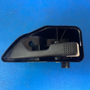 FORD SIERRA MK2 08.88-93 & P100 RIGHT HAND FRONT DOOR INTERIOR HANDLE 6195702 - Picture 1 of 4
