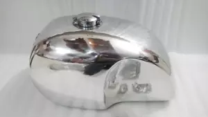 Moto Guzzi Cafe Racer Alloy Aluminium Custom Petrol Tank (Reproduction) - Foto 1 di 8