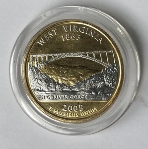 24K Gold-Plated 2-Tone US State Quarter 25c Coin MINT Capsule 2005-P W. Virginia - Picture 1 of 4