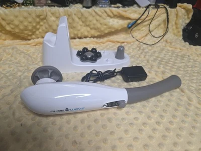 PADO Pure Wave CM-05 Cordless Massager Variable Speed Vibrating Rechargeable  - Image 1 of 4