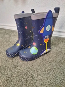 Cat & Jack Toddler Boys' Rocket Print Pull-On Rain Boots SIZE 7 - Picture 1 of 5