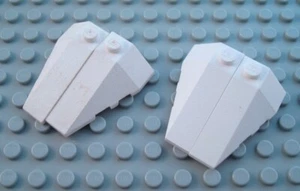 LEGO Lot of 2 Pair of White 4x2 Sloped Wedge Pieces - Picture 1 of 1