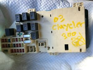 2003 Chrysler 300M Fuse BOX Module 16238AC OEM (138)
