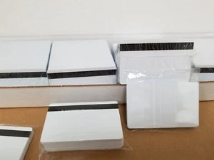 1000 UltraCard PVC Karten - HiCo MagStripe 2 Spur - CR80 0,30 Mil - Neu Versiegelt - Bild 1 von 4