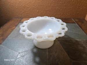 Vintage Anchor Hocking Old Colony Lace Edge Milk Glass Pedestal Compote/Candy - Picture 1 of 3