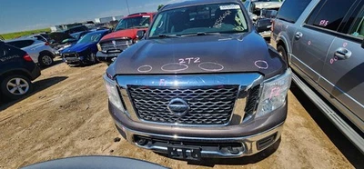 Used Right Headlight Assembly fits: 2017 Nissan Titan halogen Right Grade A Foto 1 de 4