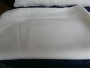 1 MTR PLAIN CREAM CREPE FABRIC DRESS FABRIC 150CM WIDE - Picture 1 of 3