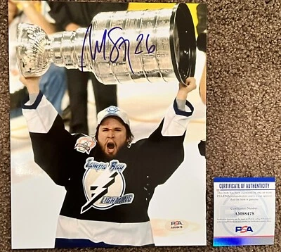 Martin St. Louis Signed 8x10 Photo Tampa Bay Lightning CUP Legend Autograph PSA - Image 1 of 3