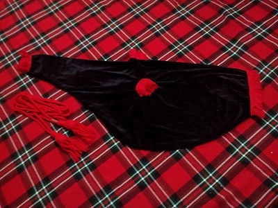 TC SCOTTISH GREAT HIGHLAND BAGPIPES BAG COVER BLACK VELVET & RED CORD/GAITA