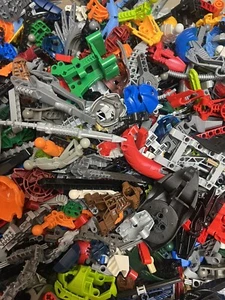 💥LEGO BIONICLE Hero Factory Bulk Lot 1 lb Pound RANDOM Parts Pieces Masks MOC💥 - Picture 1 of 1