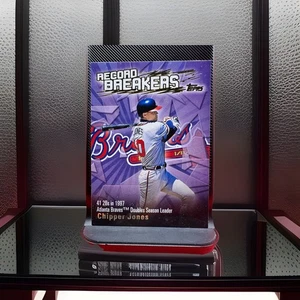 CHIPPER JONES 2002 TOPPS "RECORD BREAKERS" INSERT BASEBALL CARD-#RB-CJ-BRAVES - Picture 1 of 4