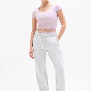 BNWT Athleta Transcend Scoop Tee MSRP $59!!! - Picture 1 of 14