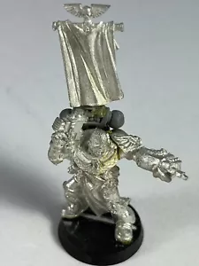 Warhammer 40K Space Marine Sergeant Metal with Power Fist 16-19 - Picture 1 of 5