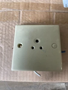 CARAVAN/MOTORHOME/BOAT CLIPSAL 12V SOCKET - Picture 1 of 2