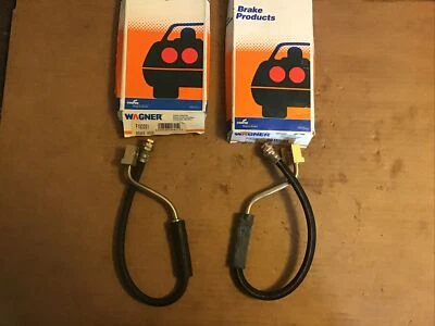 Mangueras de freno delanteras Ford Bronco L&R 1980-89 NOS Wagner  Foto 1 de 3