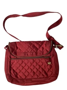 Bandolera Travelon Acolchada Roja Correa Ajustable Bolsillo con Cremallera 13"x11.5"x4” - Imagen 1 de 8