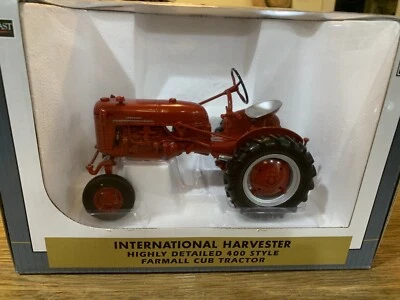 SpecCast International Harvester Farmall 400  Cub Tractor. Highly Detailed. 1/16 - Image 1 of 4