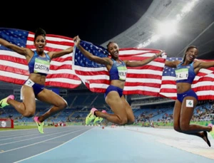 OLYMPICS 2016 Photo 4x6 USA Women's Track Wins Gold Silver Bronze Medals Games - Picture 1 of 1