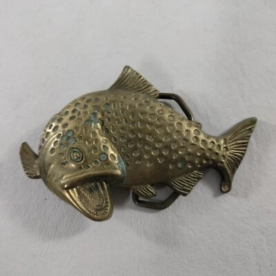Hebilla de cinturón de pescado de latón macizo Baron de colección Foto 1 de 3