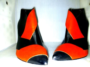 VicMatie Red&Black Vintage Heels Size 8.5 (Refurbished) - Picture 1 of 4