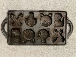 Vintage Classic Gourmet All American Cookie / Muffin Mold Cast Iron Pan - Picture 1 of 7