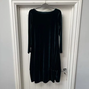 Marla Wynne Dress Women's Medium Green Velvet Velour Balloon Hem Midi Stretch - Picture 1 of 13