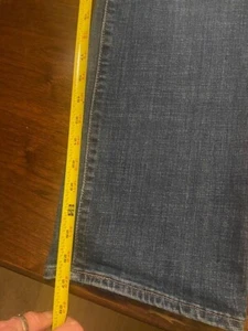 Levi's Jeans Womens Plus Size 22W Blue Classic Straight Dark Wash Denim - Picture 1 of 5