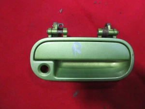 Tirador de puerta re. vo. Honda LOGO GA3 D13B7 año 1998-2001 - Imagen 1 de 1