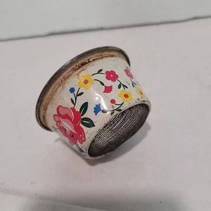Vtg METAL TEA STRAINER SIFTER COUNTRY KITCHEN PRIMITIVE DECORATED /FLOWERS - Picture 1 of 6