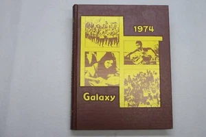 1974 Henry Ford High School Jahrbuch Detroit Mi - Bild 1 von 2