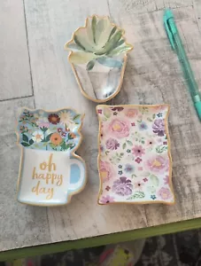 Set Of 3 Design Group Ceramic Tea Bag Holders Happy Day Floral Plant - Picture 1 of 7