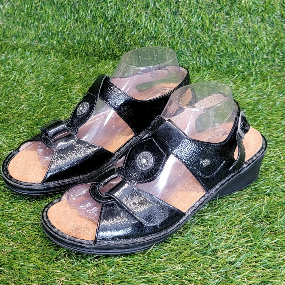 Finn 舒适漆皮水钻凉鞋露跟女式 C 8 码 — 第 1/4 张图片