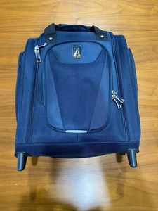 Used Once TRAVELPRO WalkAbout 6 Rolling Under Seat Carry-On Blue Luggage - Picture 1 of 17