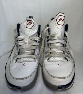 Sneakers Nike Jordan CP3 Tribute 407452-101 taglio medio bianche US 7Y UK 6 - Foto 1 di 17