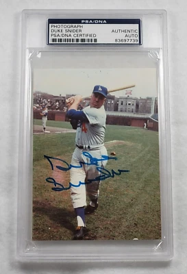DUKE SNIDER Signed Snapshot Photograph-HALL OF FAME-DODGERS-PSA Slabbed - Image 1 of 4