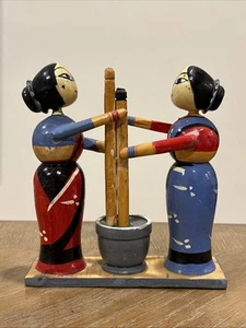 VTG Handmade Lacquered Wood Two Channapatna Women Pounding Mortar Dolls Figures - Picture 1 of 16
