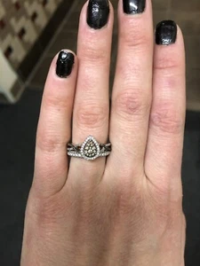 Zales 5 1/4 Champagne & White Diamond Pear Shaped Rose Gold Twist Ring 10k $699 - Picture 1 of 9